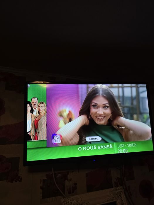 Vand televizor nei led 80cm