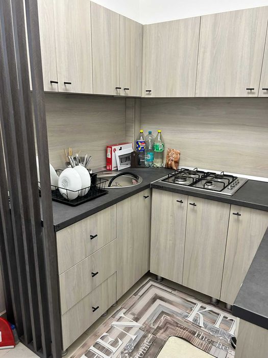 Ofer spre închiriere garsonieră situată în zona Petrosani