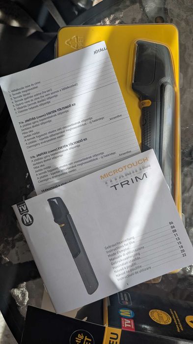 Set aparat de tuns si ras Titanium Trim