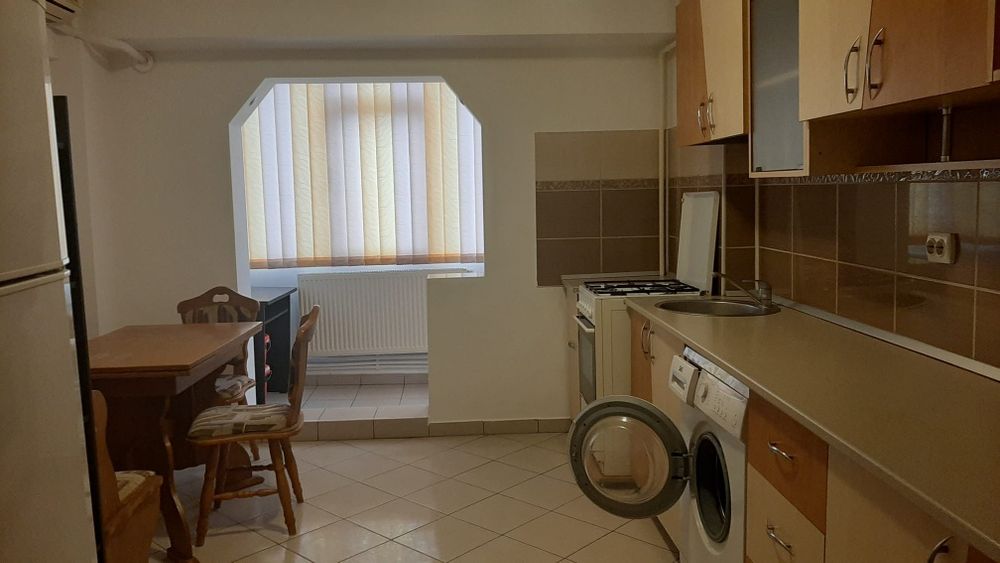 Persoană fizică vând apartament 2 camere Unirii Sud