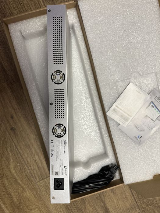 USG Pro 4, Unifi Gateway, Router, Firewall, VPN