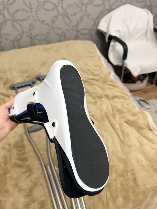 Костыли ортез левый срочно