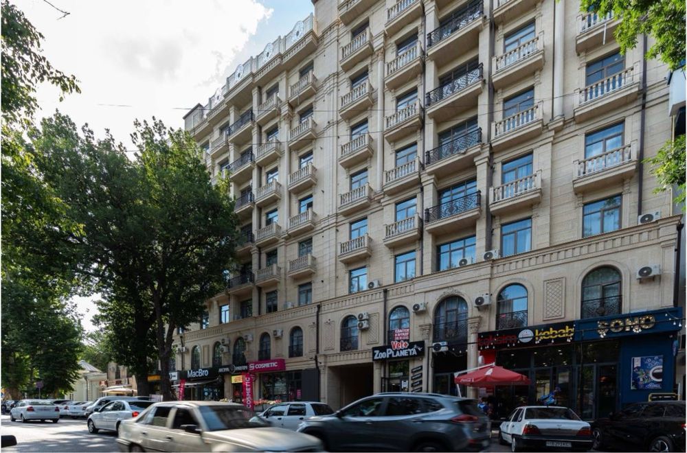 Продается 4х комнатная квартира,на ц-1,кафе Бибигон,125м2