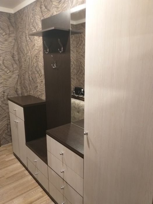 Продам прихожую!