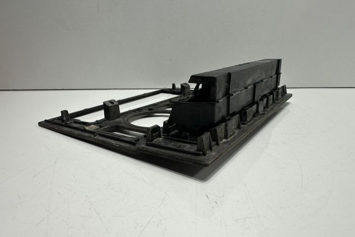 Ornament bord cu buton avarie A2106830308 Mercedes-Benz E-Class W210/