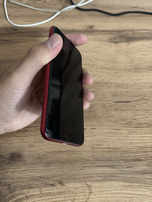 Телефон Iphone se