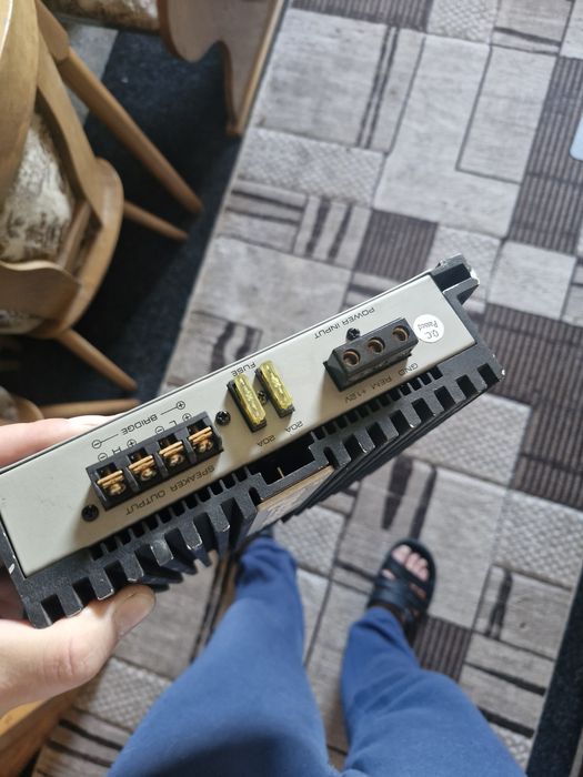 Pachet woofer+amplificator auto