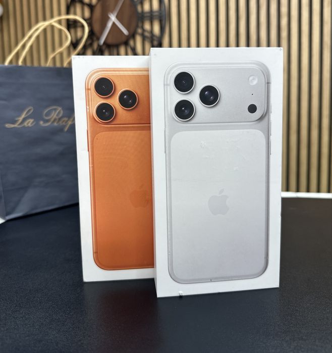 Iphone 17 Pro 256 Gb / Cosmic Orange / Silver / Fact& Garantie / Husa & Folie  Incl/
