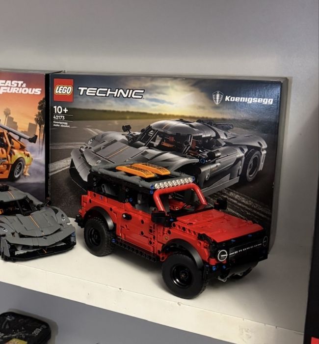Продам lego technic  ford bronco