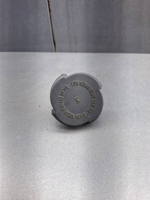 Buson vas expansiune 1 742 232 BMW Seria 3 2003 325i MT (192 hp)