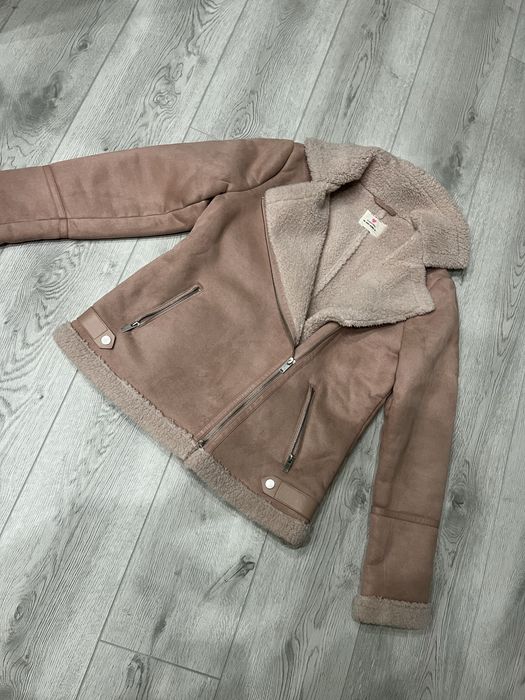 Дамски  якенца.