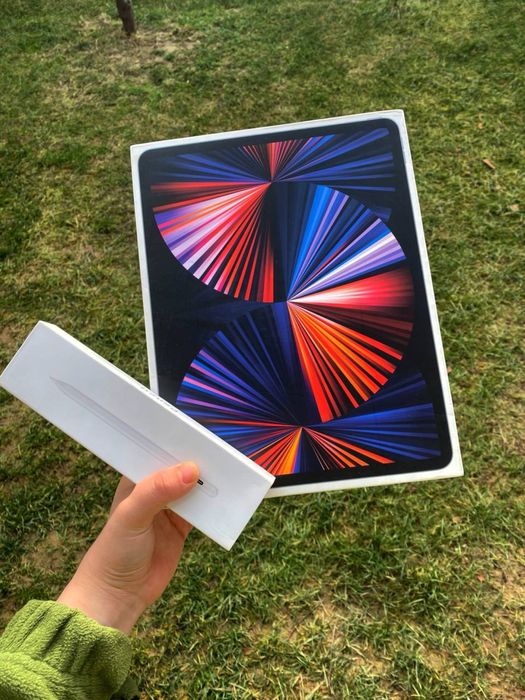 iPad Pro 12.9, M2, 5-gen 128gb Wifi-sim + Magic keyboard + Smart Penci