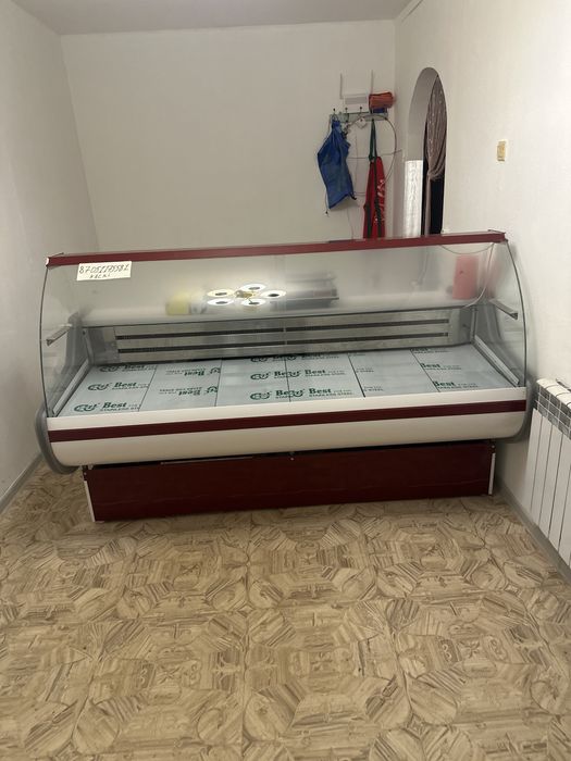 Холодилник ветрина