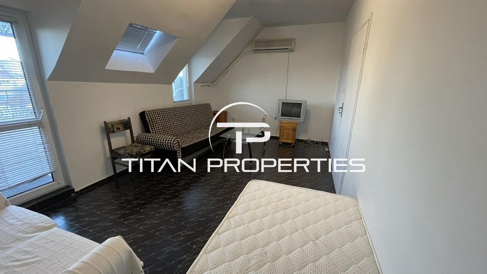 Дава се под наем Двустаен апартамент в Бургас, Братя Миладинови - 65 кв.м за 328.95 € - Снимка #2