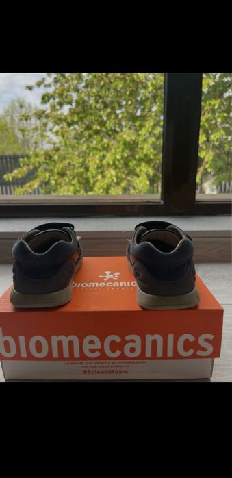 Vând pantofiori Biomecanics/marimea 23