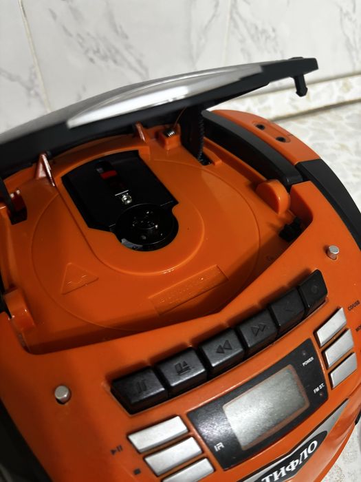 Продам магнитофон