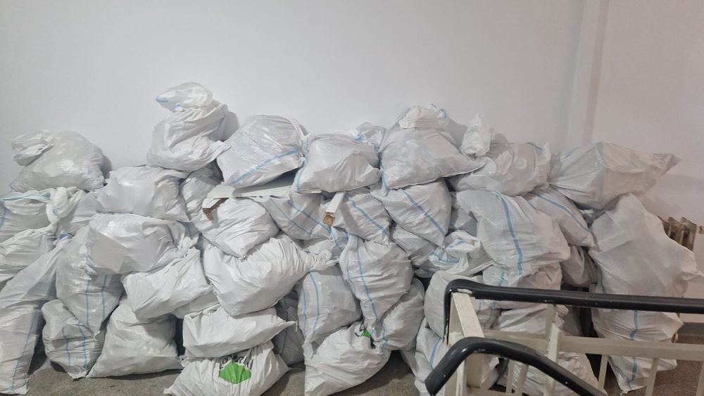 Debarasare apartament moloz mobila subsoluri