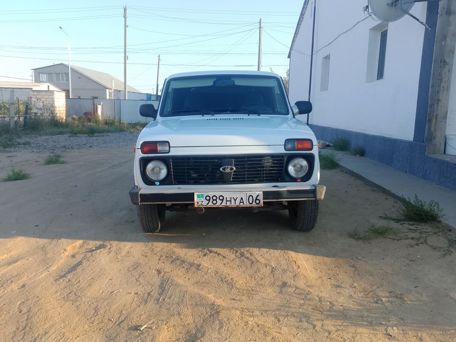 Автомобиль Нива 4×4