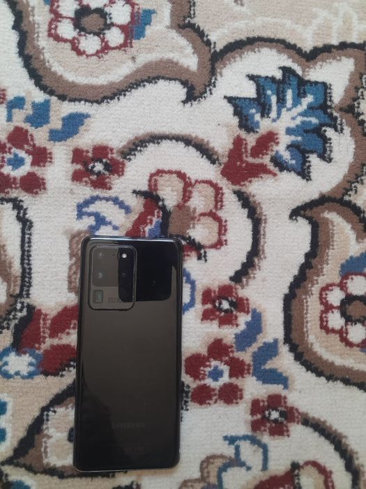 Самсунг S20 ultra