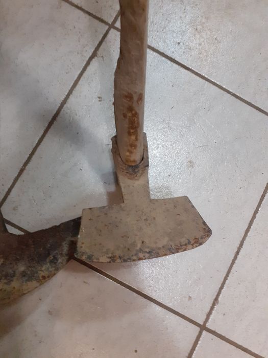 Малка градинска мотика