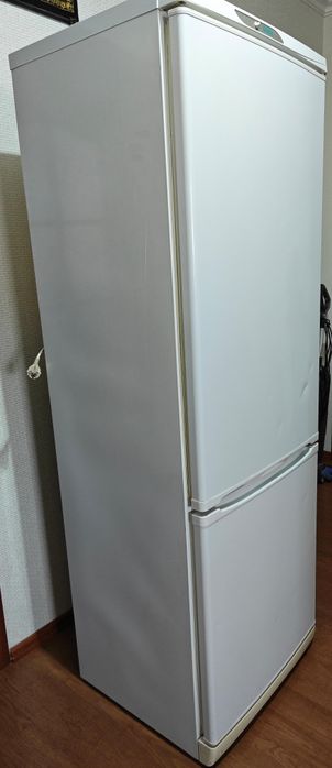 Холодильник STINOL