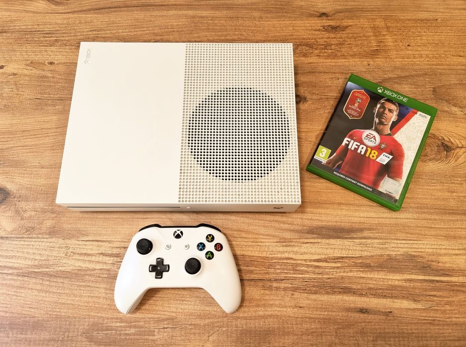 Продаваме Xbox One S