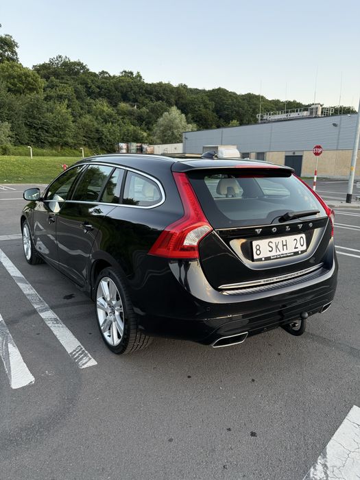 VOLVO V60 2013 — imagine 3