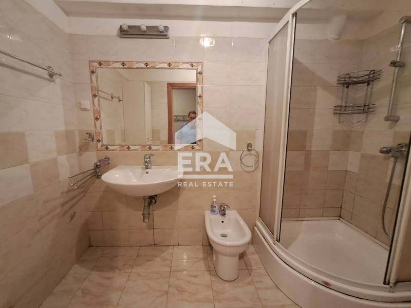 Продава се Тристаен апартамент в Варна, Център - 88 кв.м за 2944 €/кв.м - Снимка #10