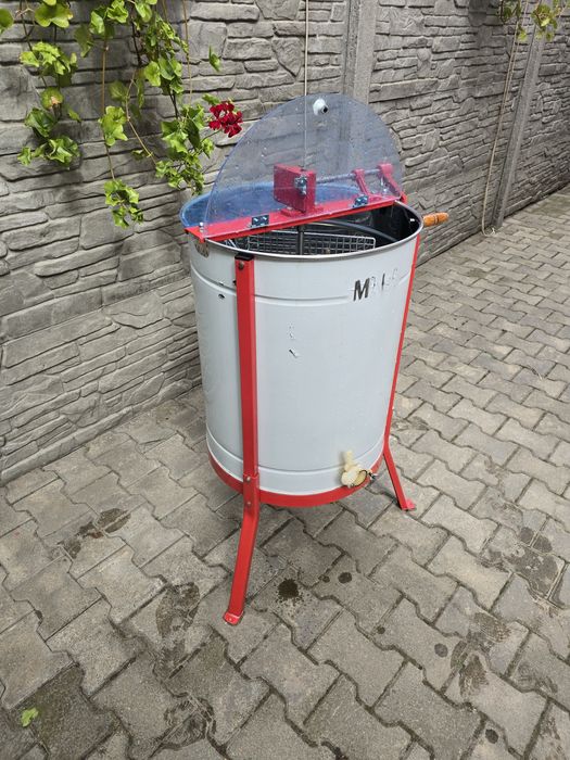 Центрофуга, вана и още неща