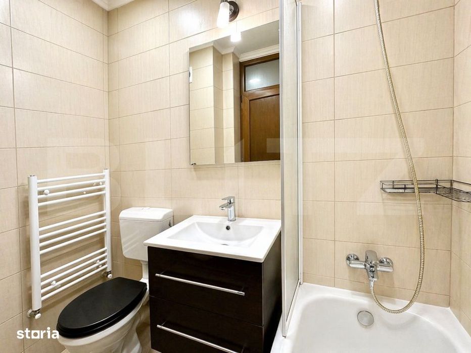 Apartament cu scara interioara, 100mp, 5 camere, 2 bai, Cetate