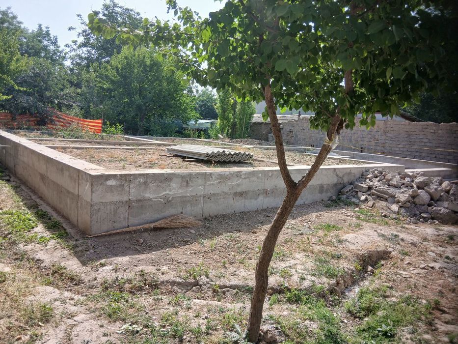 Yer uchastka yangi Toshkentdan 10 km O'rta Saroy