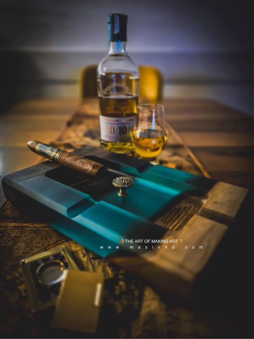 Пепелник за пури и цигари от Уникален Американски Орех | Подарък