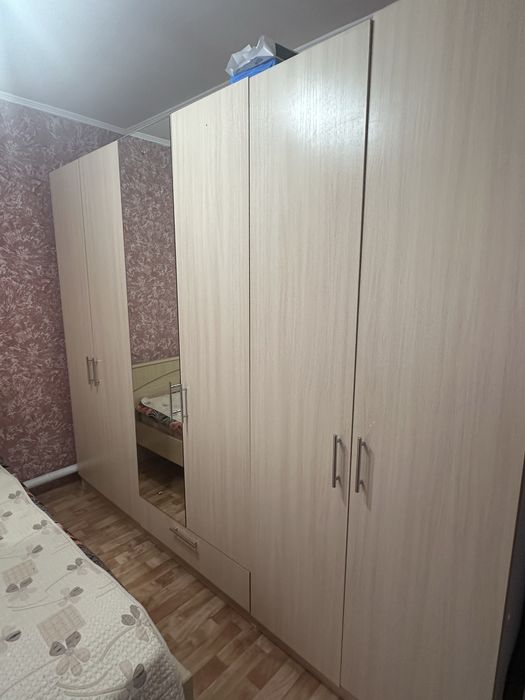 Продаю шкаф срочно