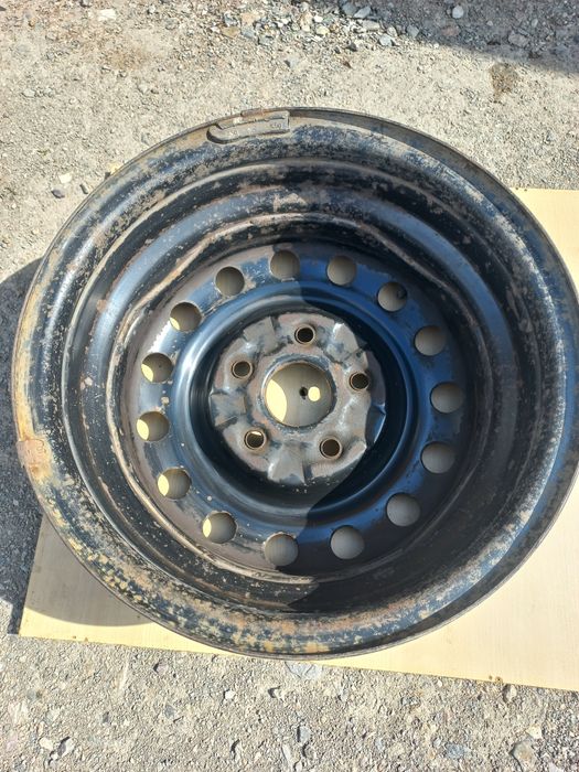 Диск штампованный на 14.    5×114.3