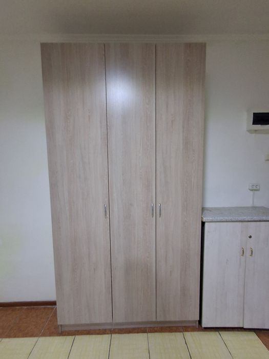 Продам Шкаф для одежды нестандартные