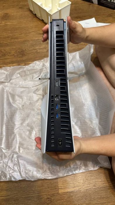 Продам Playstation 5 slim