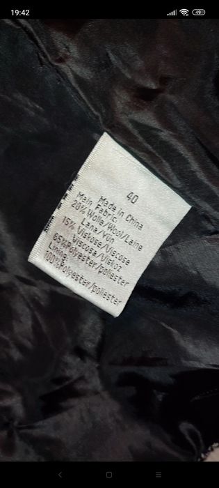 Sacou cambrat negru- gri, cu guler din blăniță detasabil, M