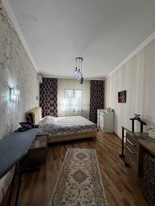 Срочно Юнусобод 18 квартал 4 xona 5 etaj 5 etajniy 113м2