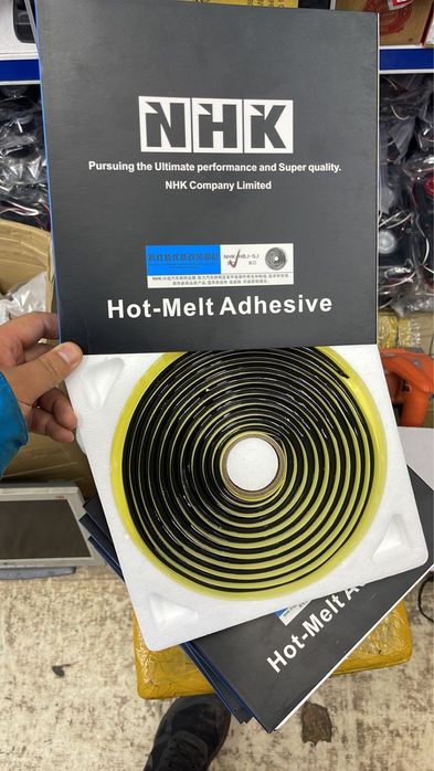 Гантели Герметик для фары