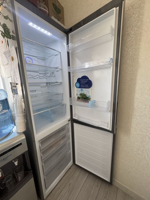 холодилник Haier