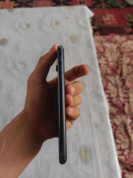 iphone xr 128 gb 77%