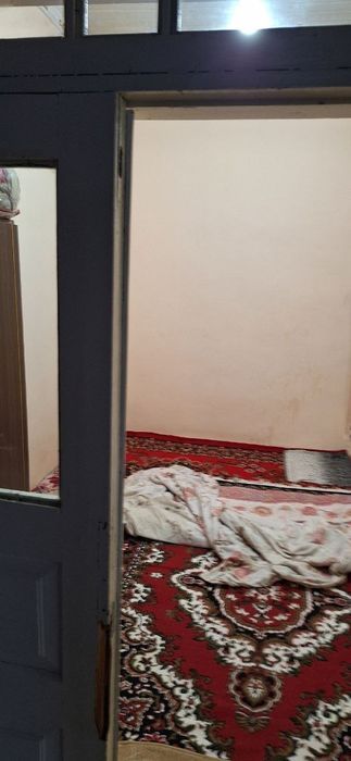 Турар ховли сотилади