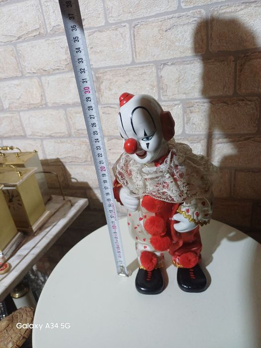 Музикален клоун.