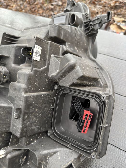 Faruri Renault Megane 4 facelift 2022