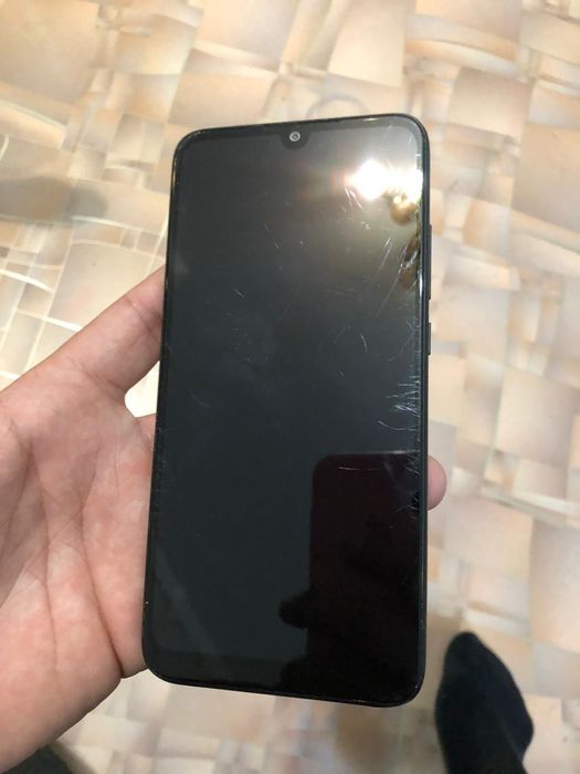 Продам редми 7 не дорого