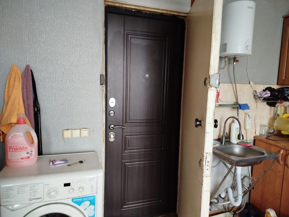 Продам комнату в секционном общежитии