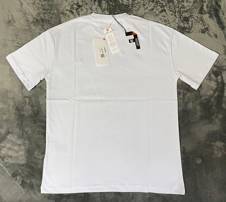 Vand tricou nou de barbati