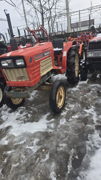 Tractor japonez Iseki Yanmar kubota mitsubishi