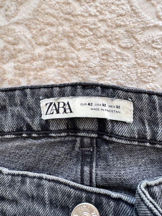 Черни и сини дънки от Zara