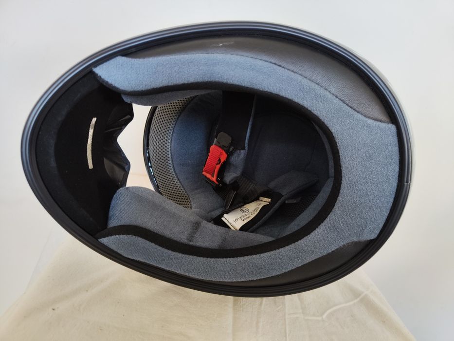 Каска за мотор BOX размер M